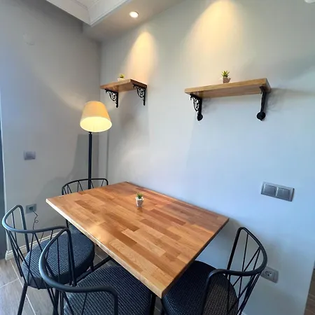 Bright And Airy 2-br Near Sarimsakli Beach-2 شقة Ayvalı